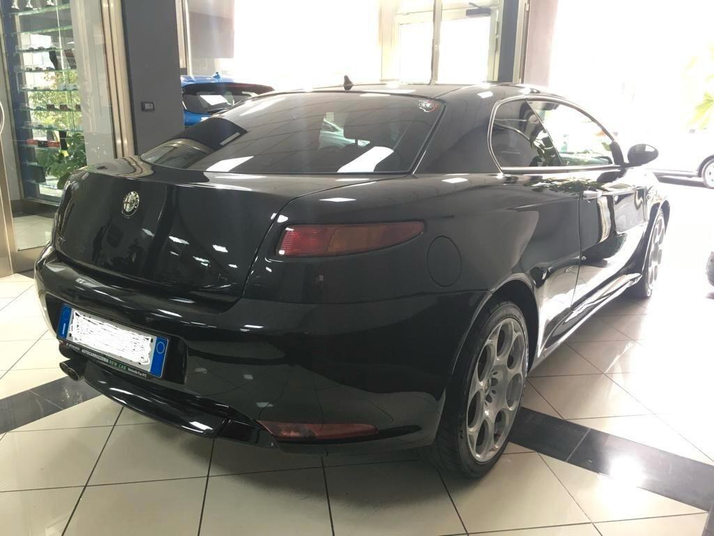 Alfa Romeo GT 1.9 JTDM 16V Black Line