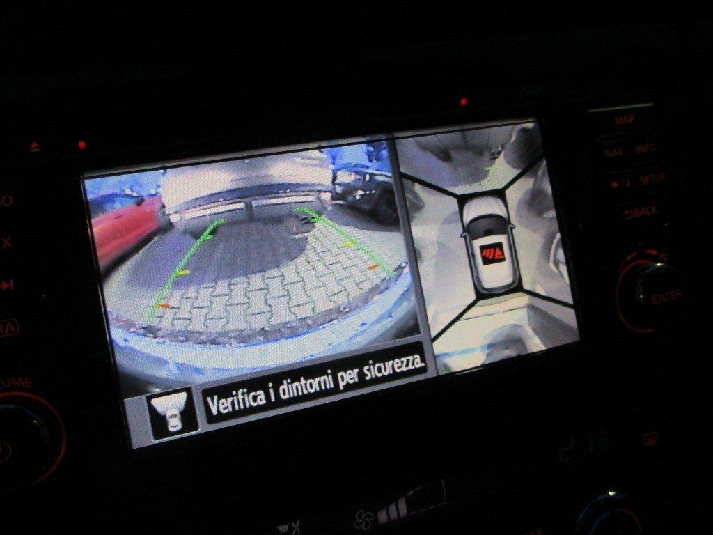 Nissan Qashqai 1.5 dCi N-Connecta TETTO/360/Frenata