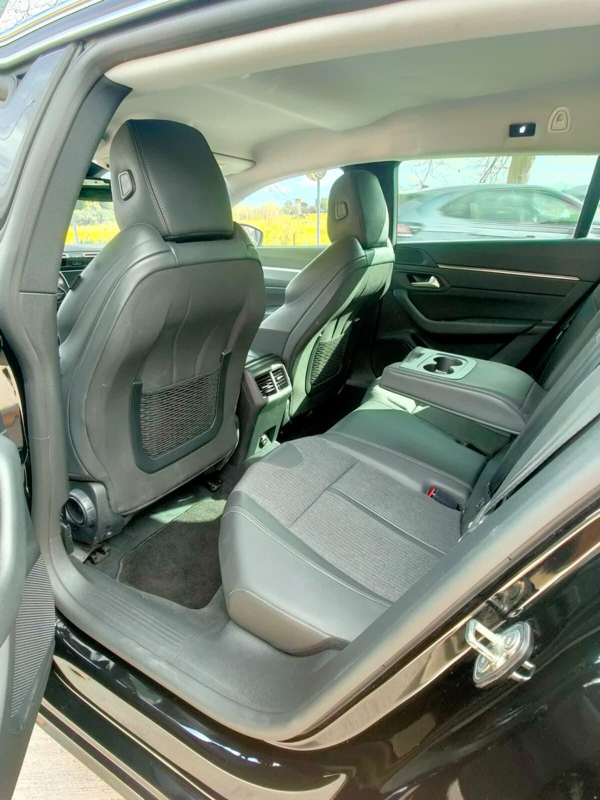 Peugeot 508 BlueHDi 130 Stop&Start EAT8 SW Allure Pack