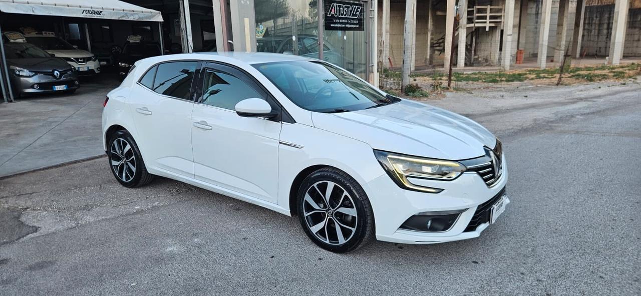Renault Mégane Blue dCi 115 CV Intens