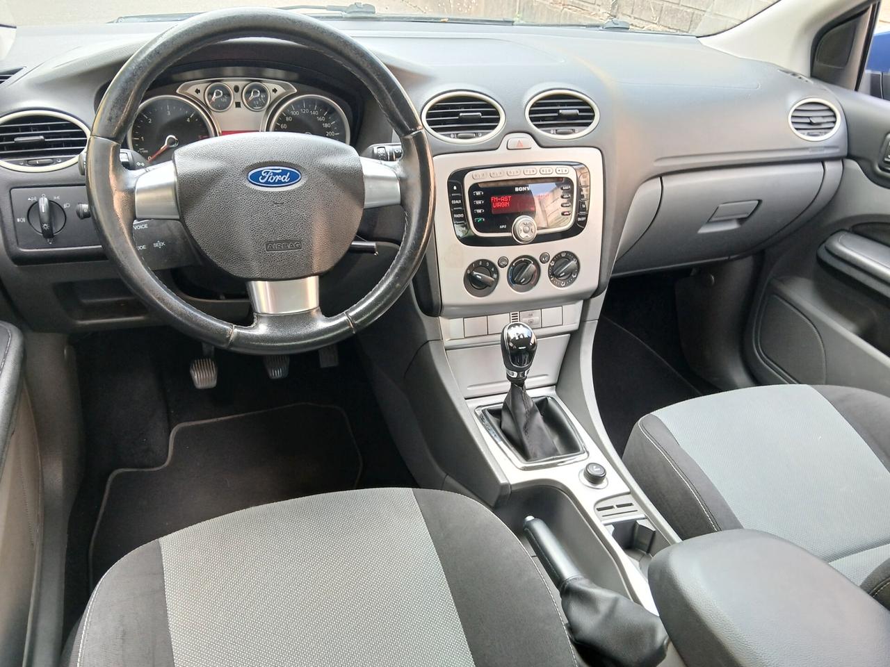 Ford Focus 1.6 TITANIUM ok neopatentati