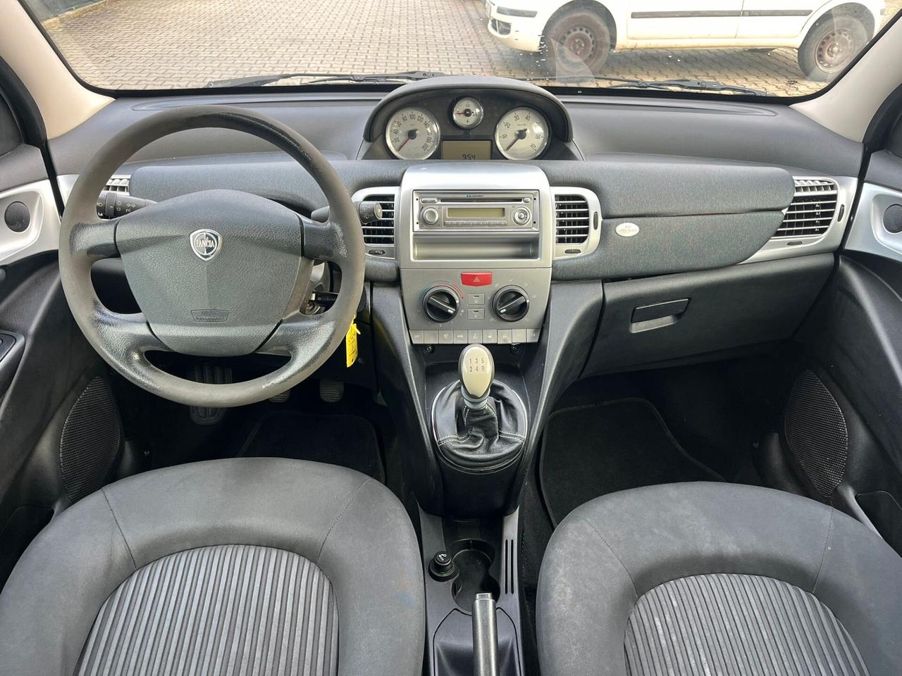 Lancia Ypsilon 1.2 Versus