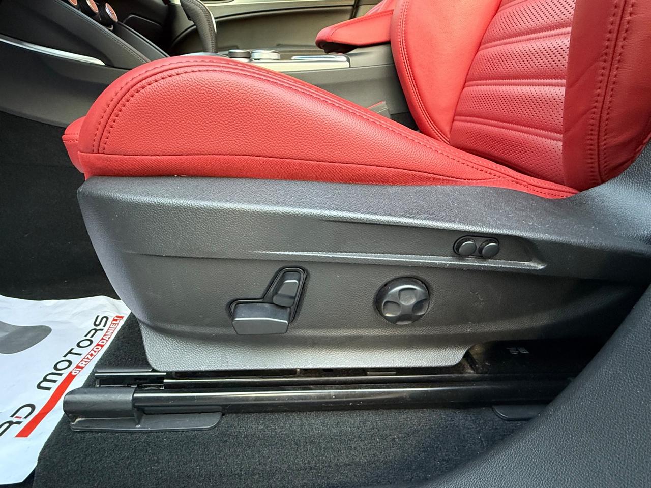 Alfa Romeo Stelvio 2.2 Turbodiesel 210 CV AT8 Q4 Veloce