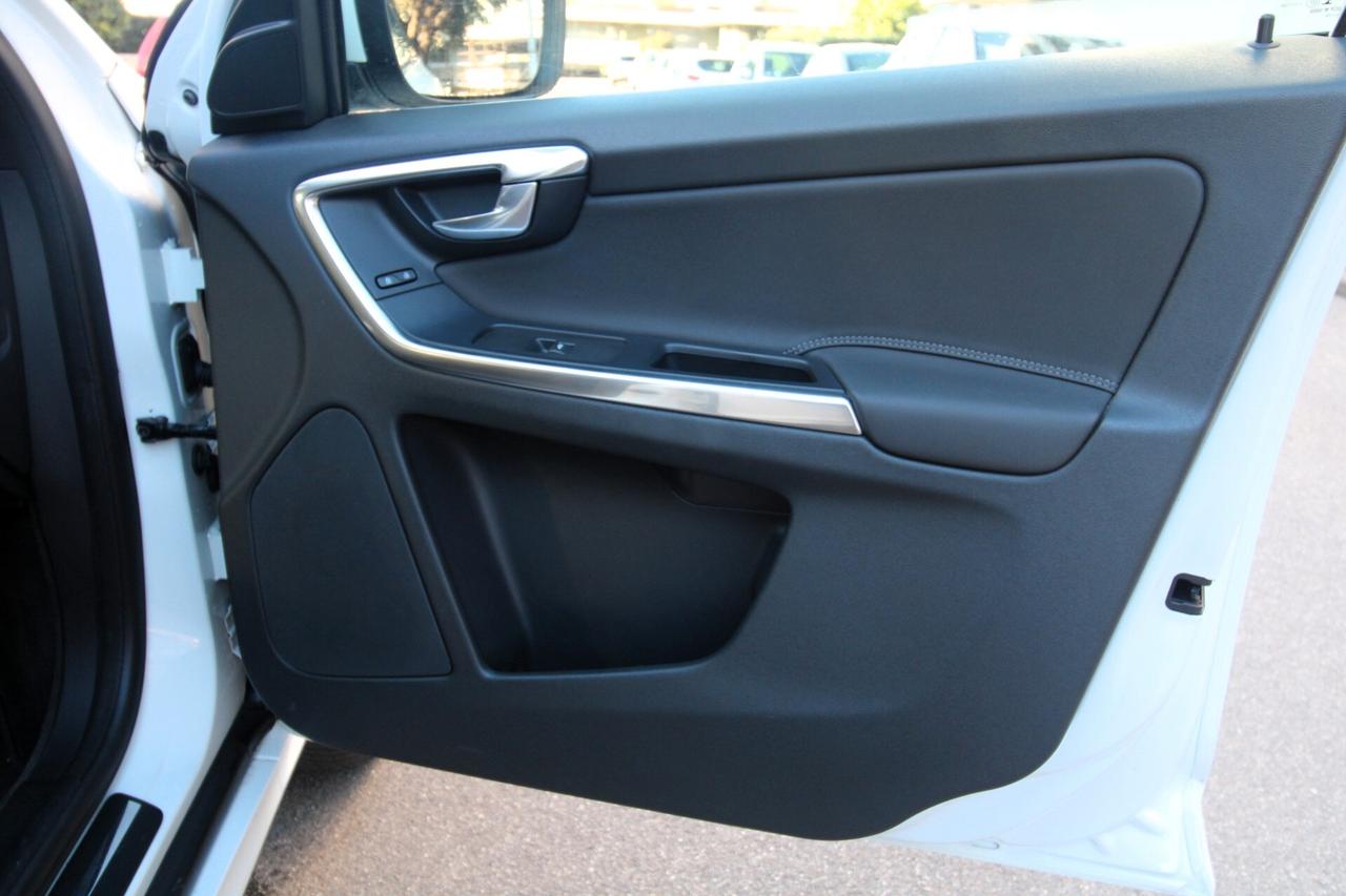 Volvo XC 60 XC60 D3 Geartronic Momentum