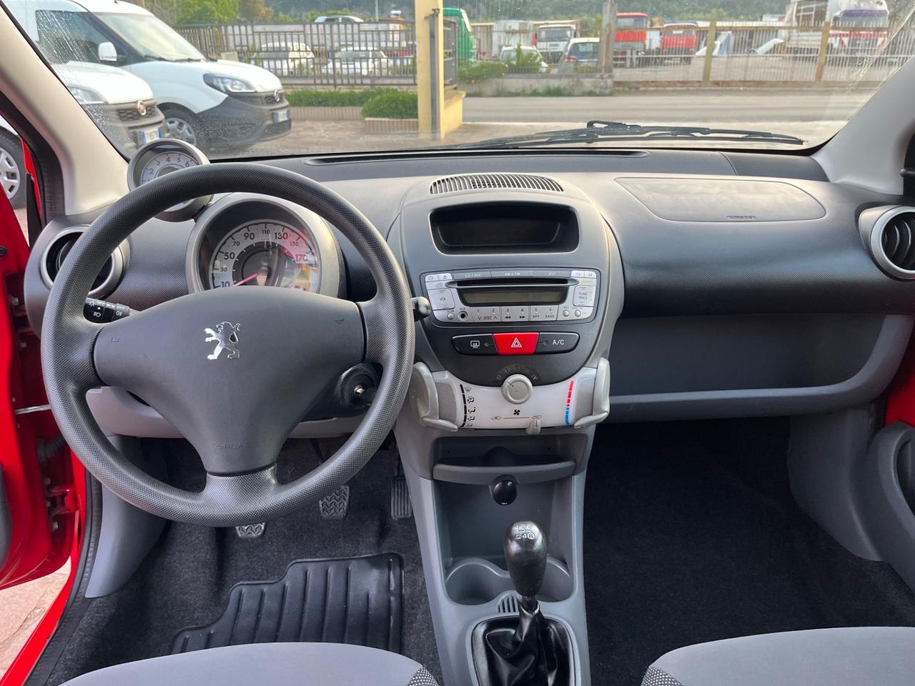 Peugeot 107 1.0 68CV 5p. KM 79000 ( NEOPATENTATI)