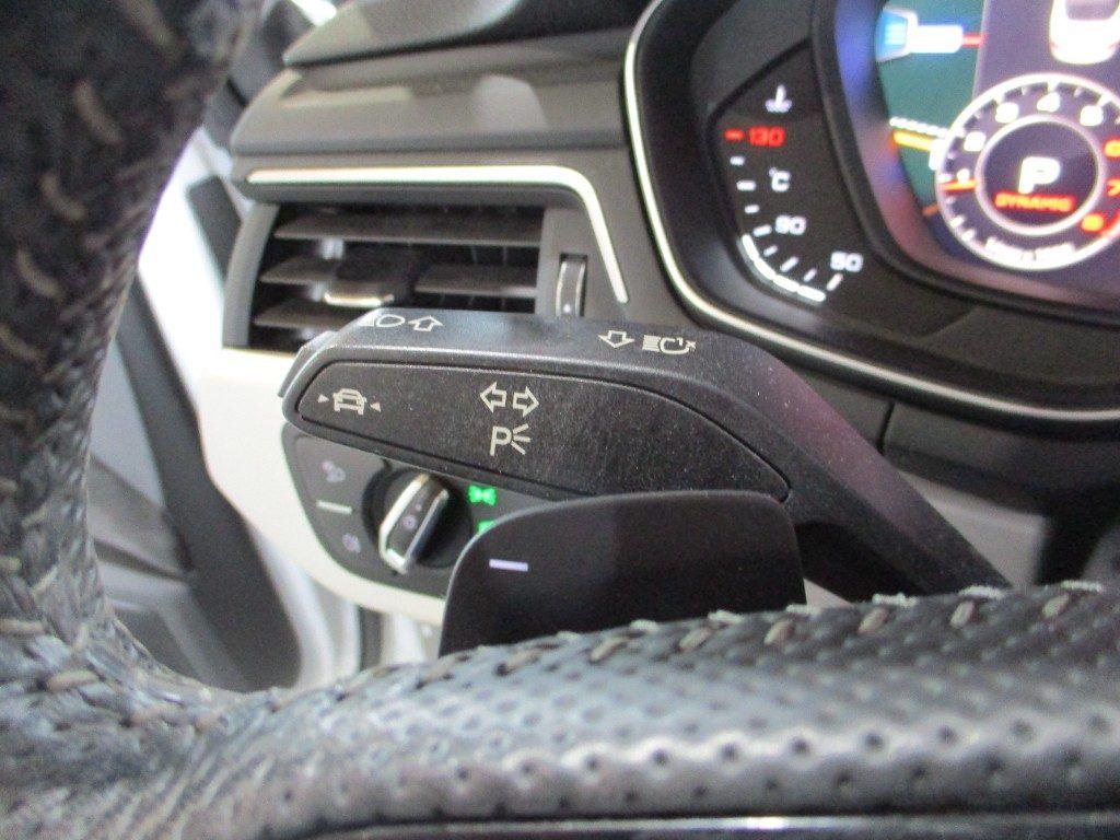 Audi A5 Cabrio 40 TFSI S tronic Sport S-LINE