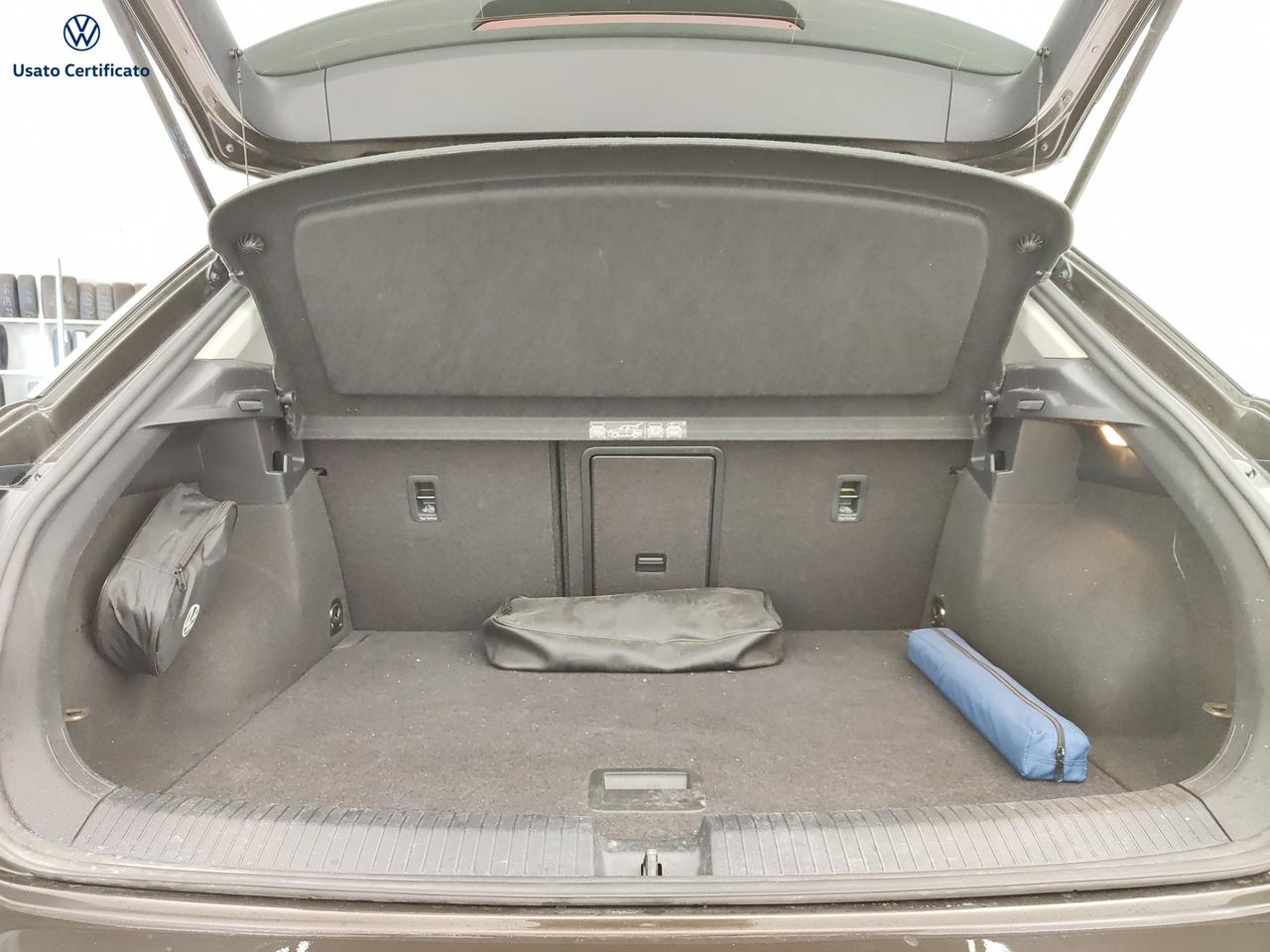 VOLKSWAGEN T-Roc - T-Roc 1.0 TSI 115 CV Style BlueMotion Technology