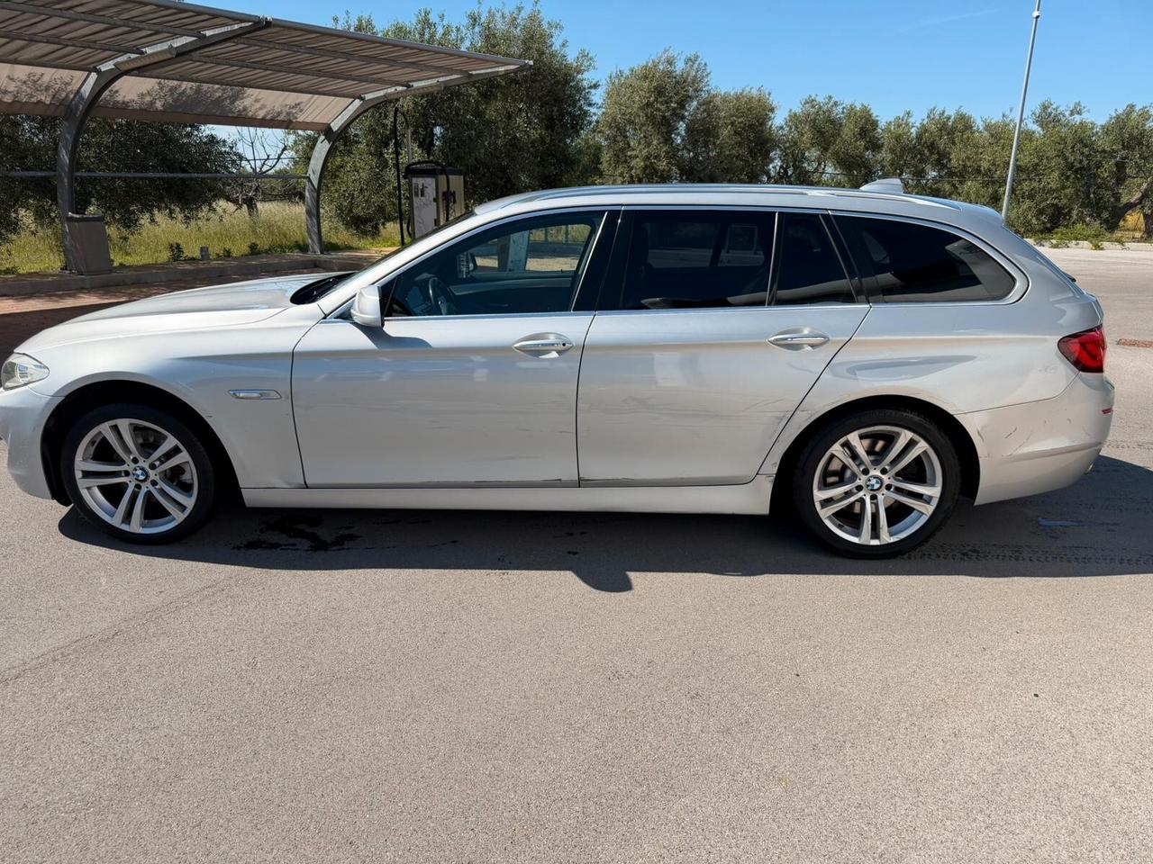 BMW Serie 5 520d Touring Futura