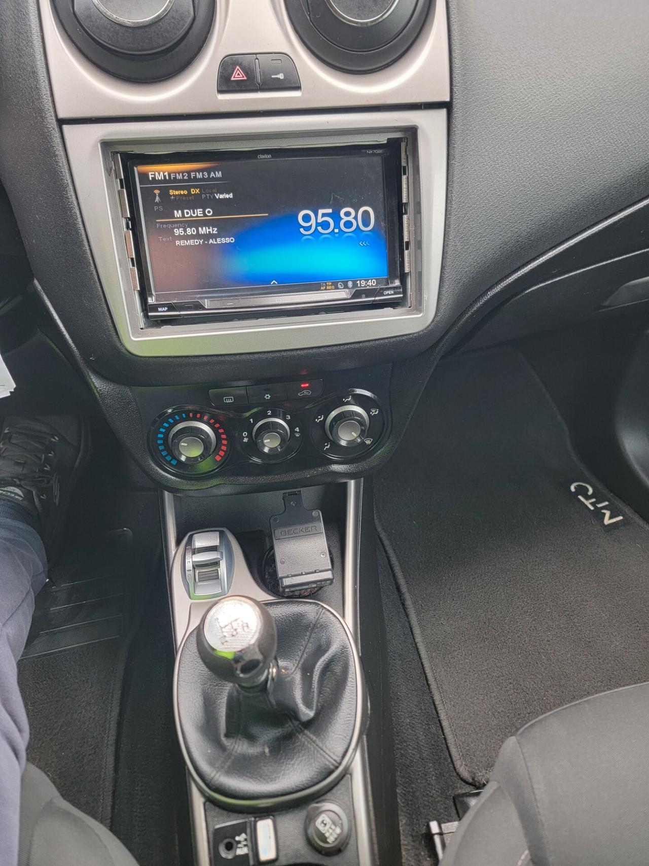 Alfa Romeo MiTo 1.3 JTDm-2 95 CV S&S Distinctive Sport Pack