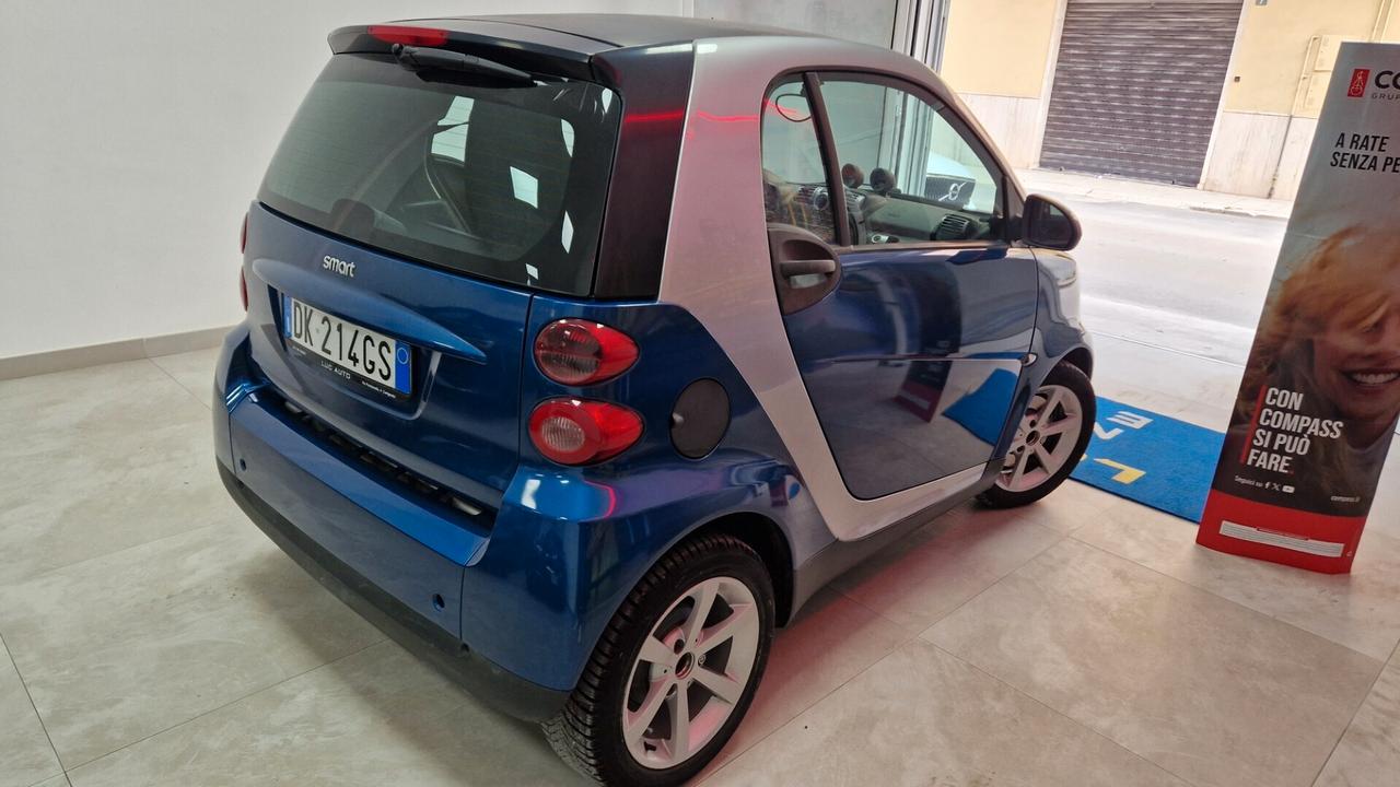 Smart ForTwo 1000 52 kW coupé limited one