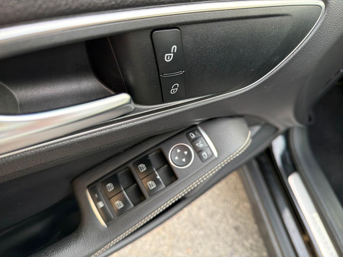 Mercedes-Benz GLA 180 Sport auto