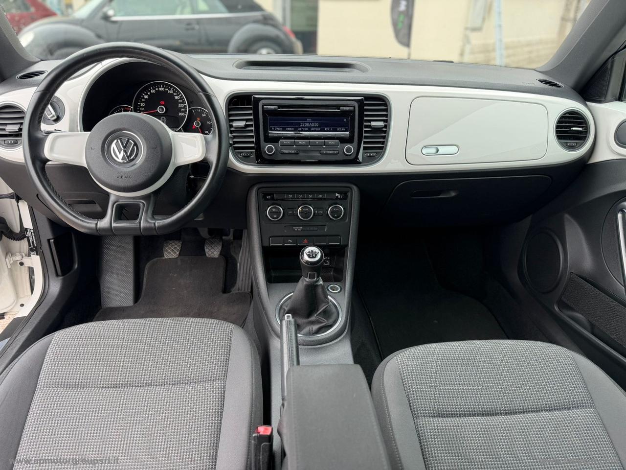 VOLKSWAGEN Maggiolino 1.6 TDI Design