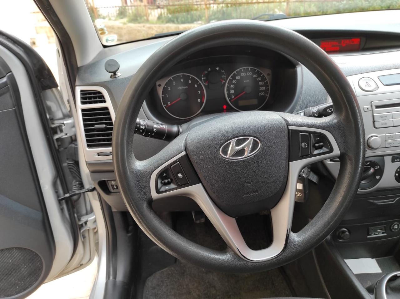 Hyundai i20 1.2 Benz/GPL 78 Cv