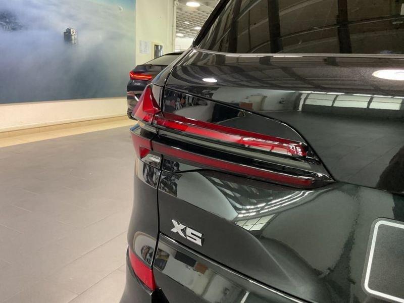 BMW X5 M60i M Sport Pro