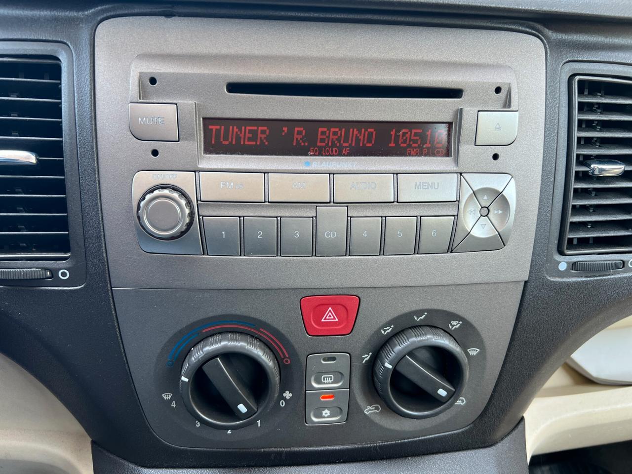 Lancia MUSA 1.4 16V Oro Euro 4 adatta a neopatentati