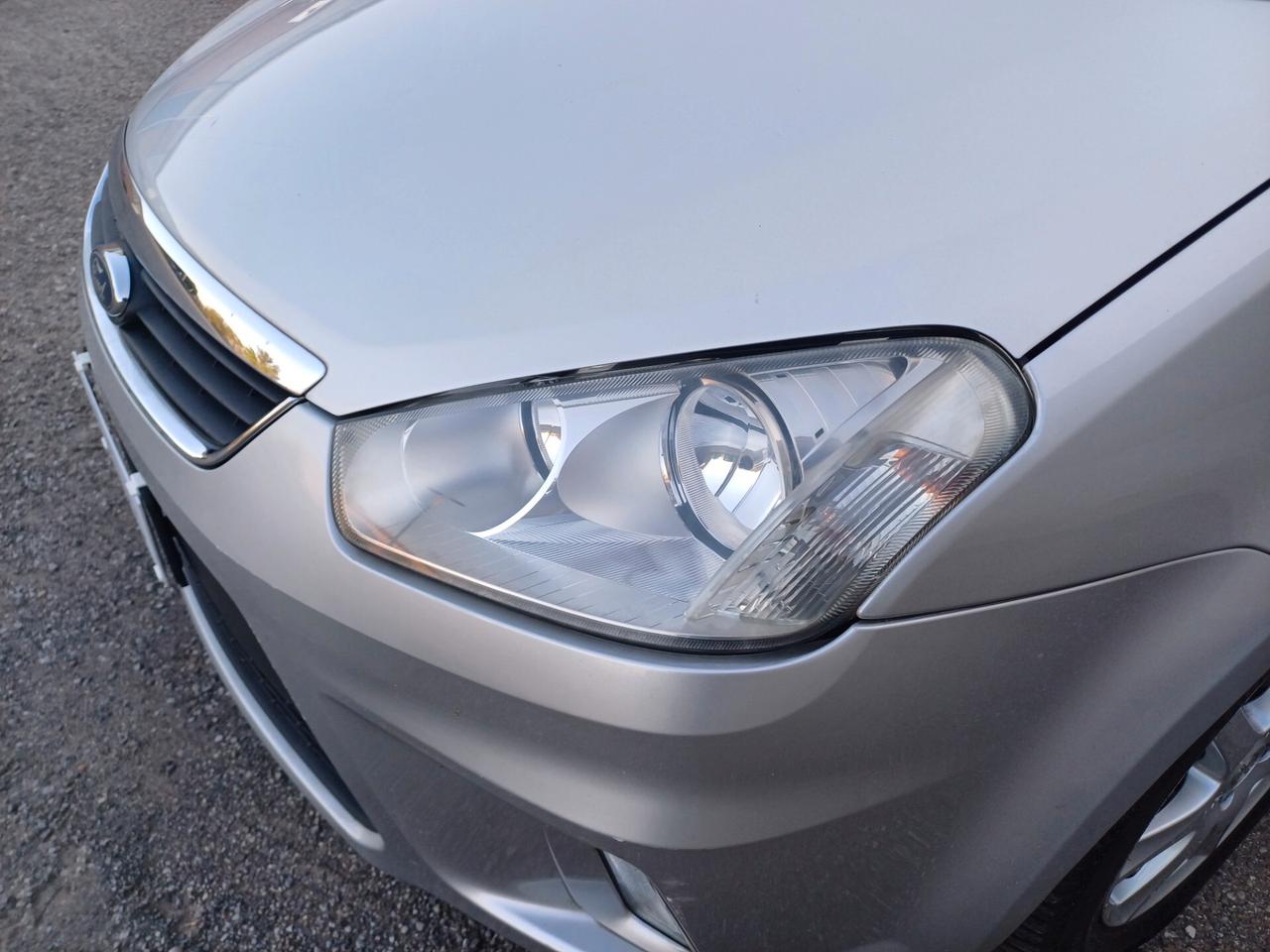 Ford C-Max 1.8 GPL Titanium