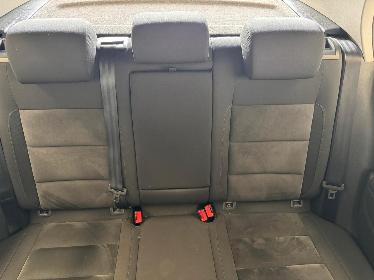 Volkswagen Golf Business 2.0 TDI DSG 5p