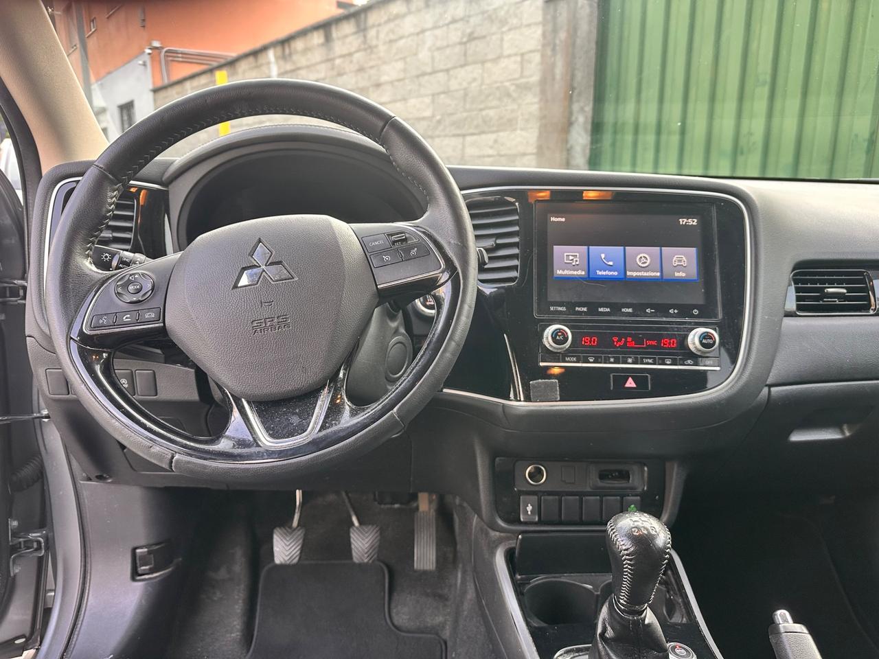 Mitsubishi Outlander 2.0 2WD GPL Bi-fuel Intense SDA