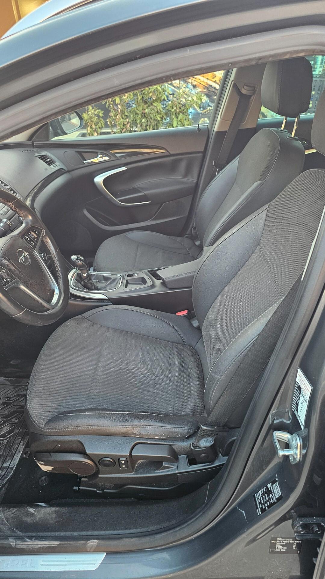 Opel Insignia 1.6 Turbo 180CV Sports Tourer Cosmo