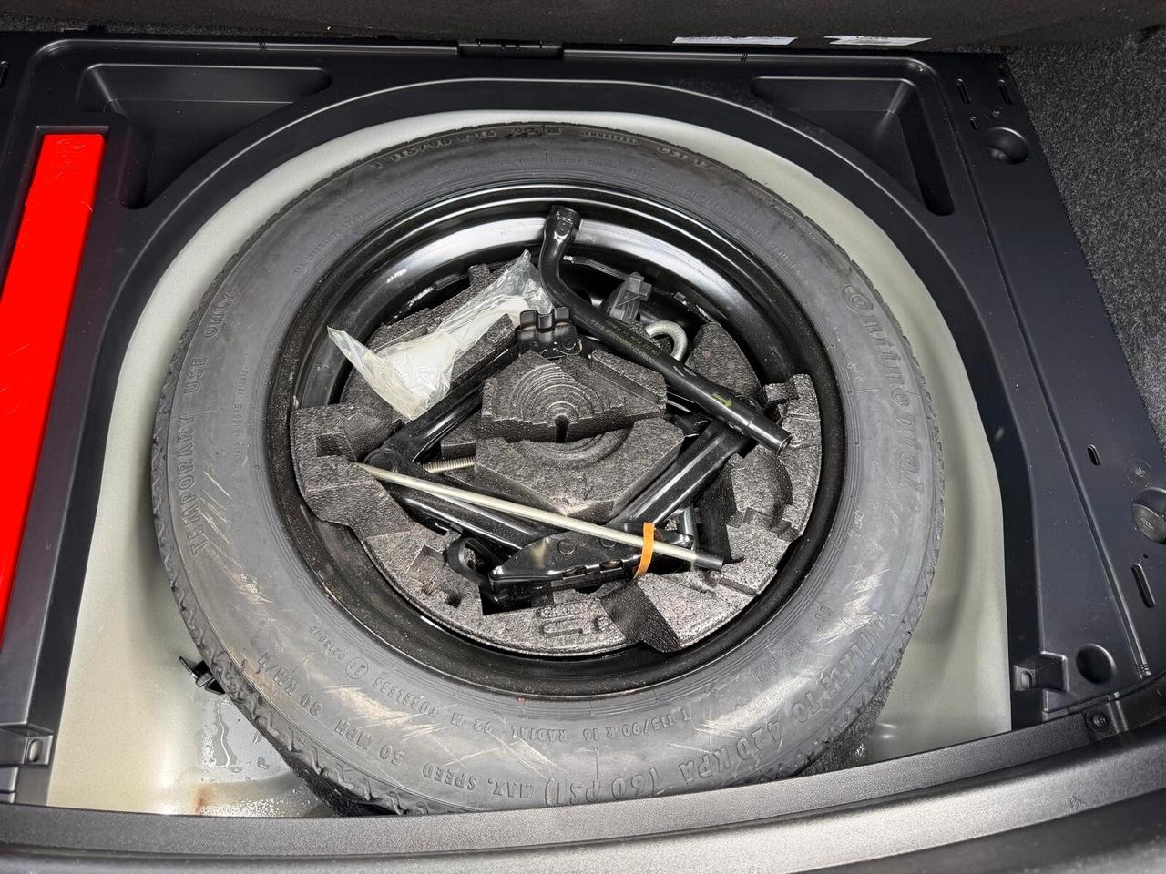 Volvo V40 D2 DISPLAY/NAVI