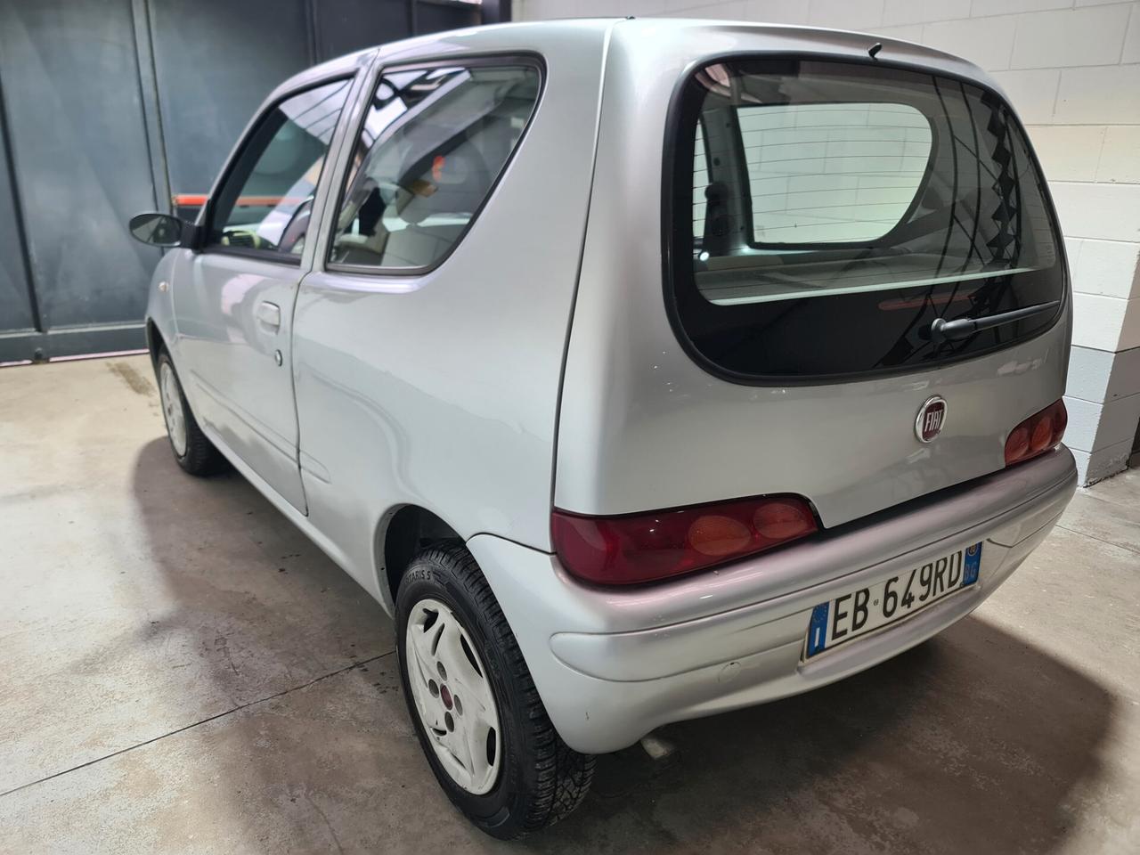 Fiat 600 1.1 Active