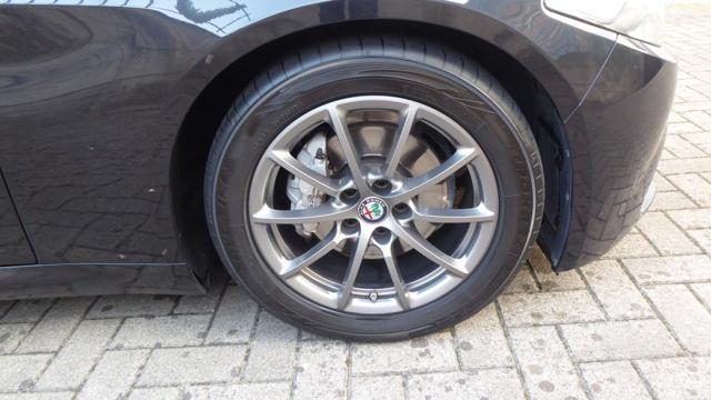 ALFA ROMEO Giulia 2.2 Turbodiesel 136 CV AT8 Business