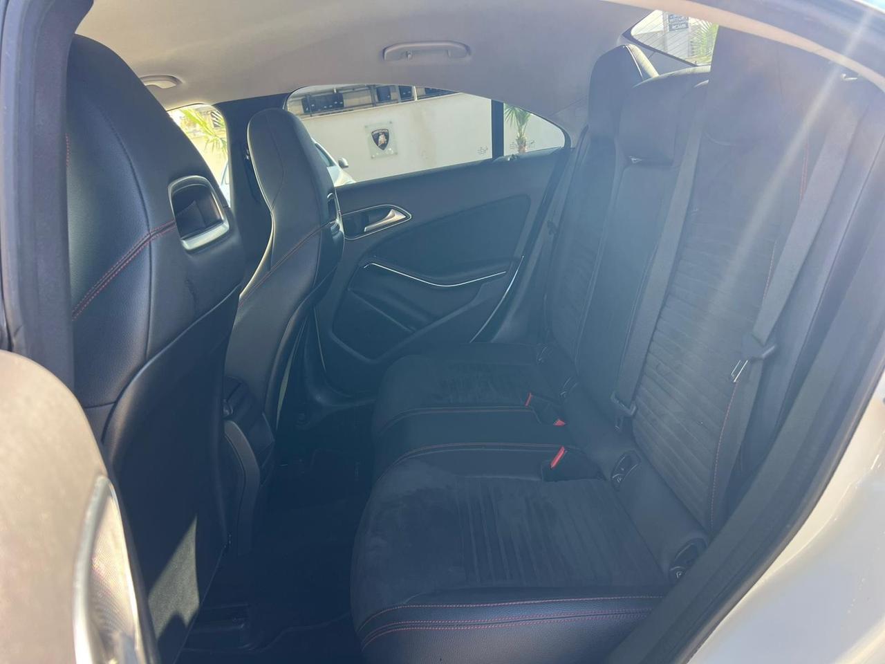 Mercedes-benz CLA 200 d Automatic Premium