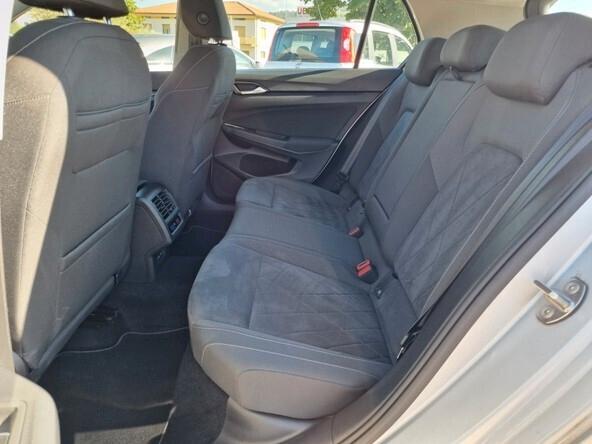 Volkswagen Golf 2.0 TDI 150 CV DSG SCR Style