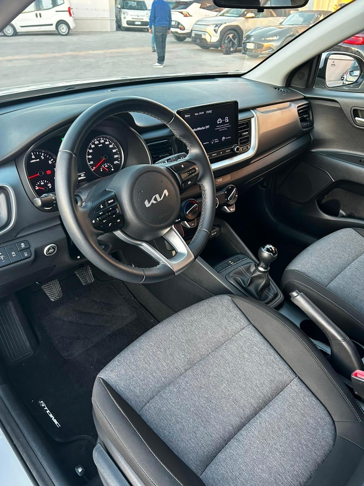 Kia Stonic 1.2 MPI GPL Urban