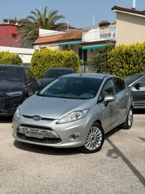 Ford Fiesta Titanium 5 porte benzina/gpl