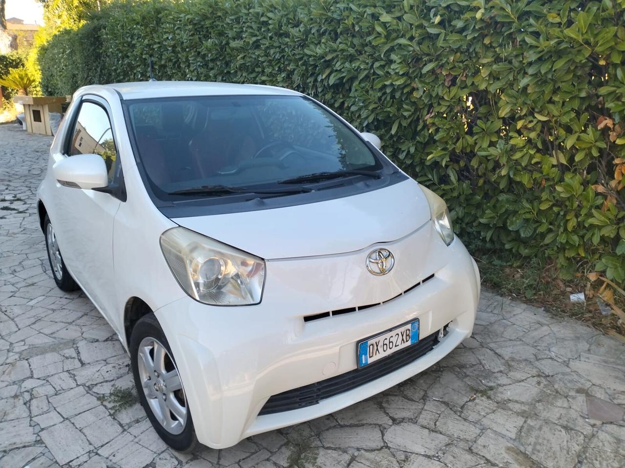 Toyota iQ 1.0 Multidrive automatica pelle cartier