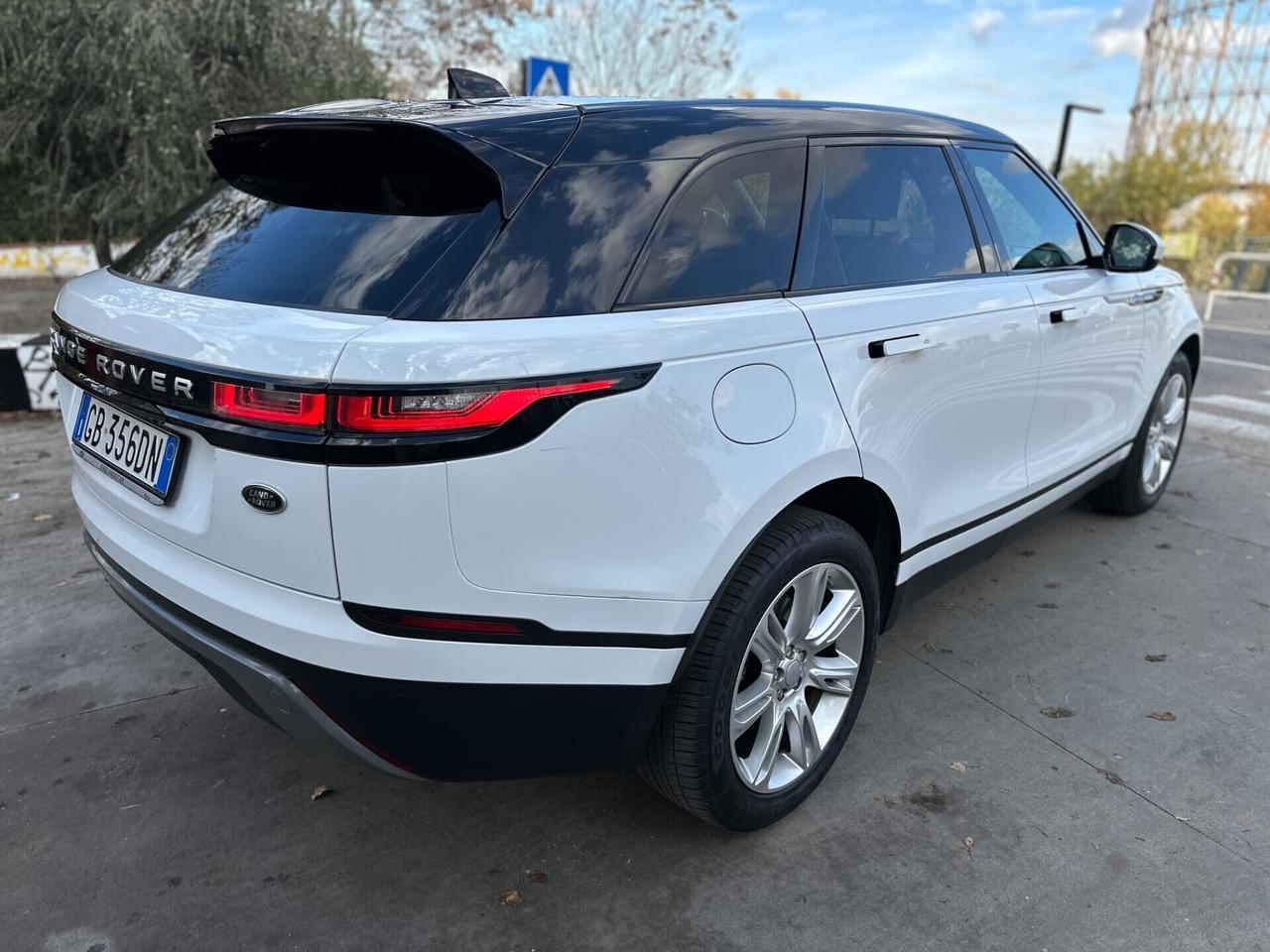 Range Rover Velar 2.0 Si4 BENZINA 250cv Tetto