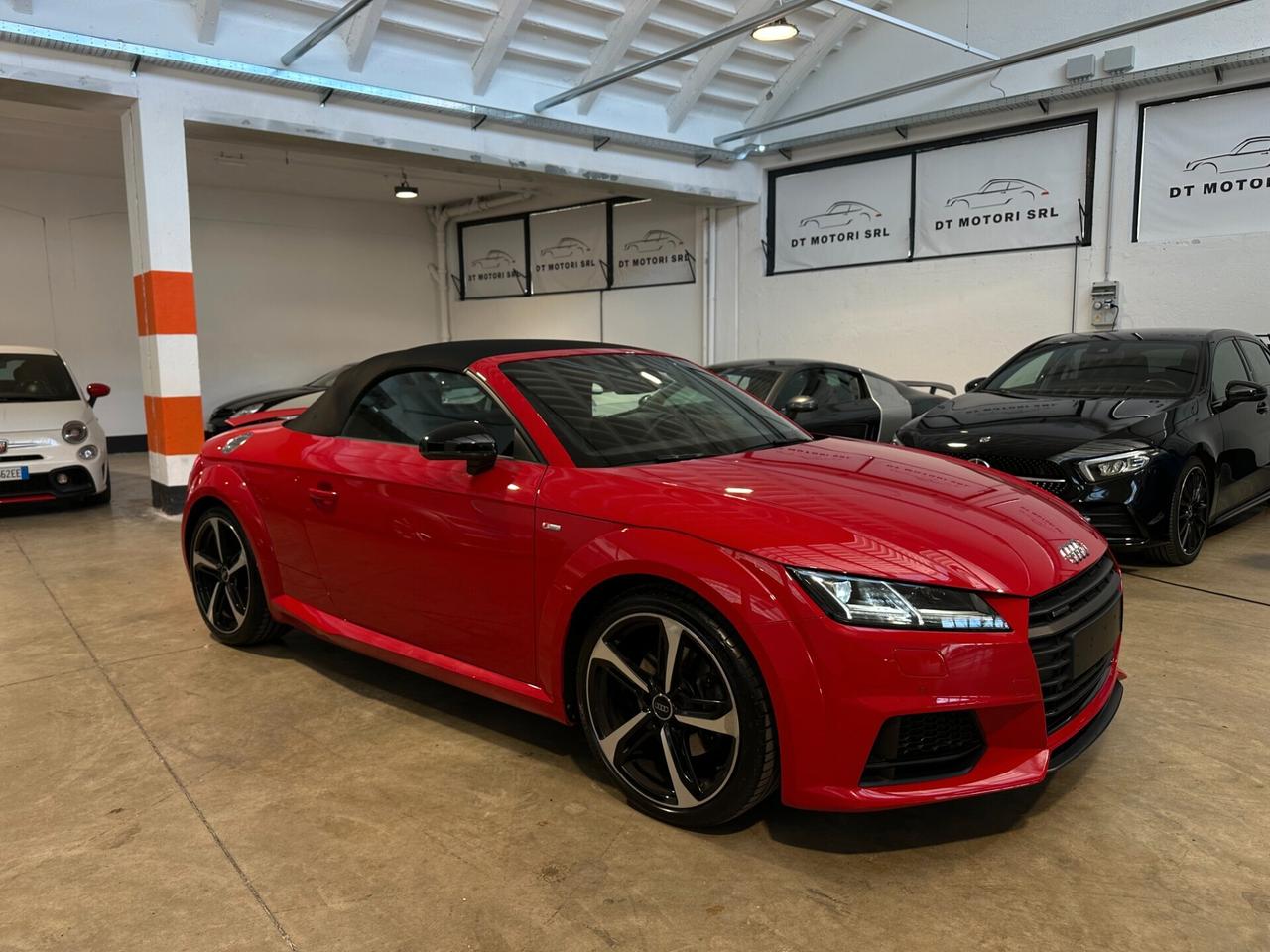 Audi TT Roadster 2.0 TFSI quattro S tronic line . UNI PROP.
