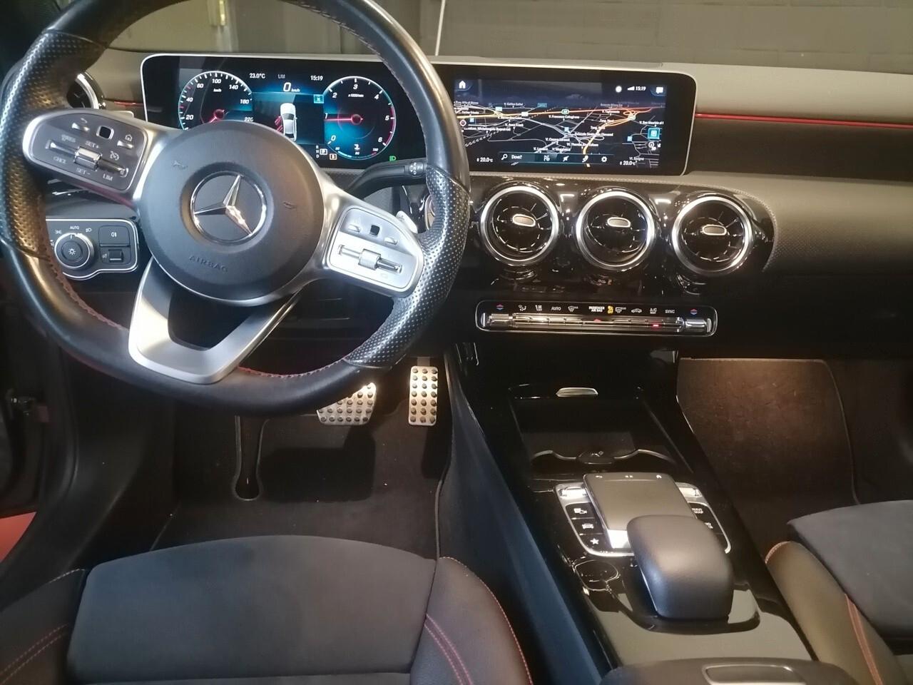 Mercedes-benz A 180 d Automatic Premium Allestimento AMG