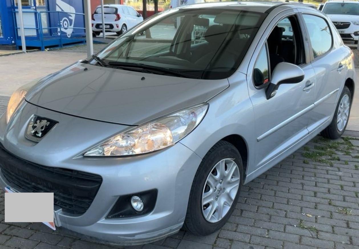 Peugeot 207 1.4 HDi 70CV 5p. Active