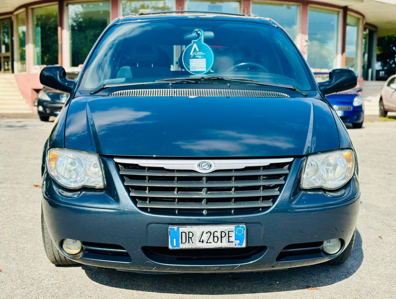 Chrysler Voyager 2008 2.8 CRD AUTOMATICO 7 POSTI ! ! !