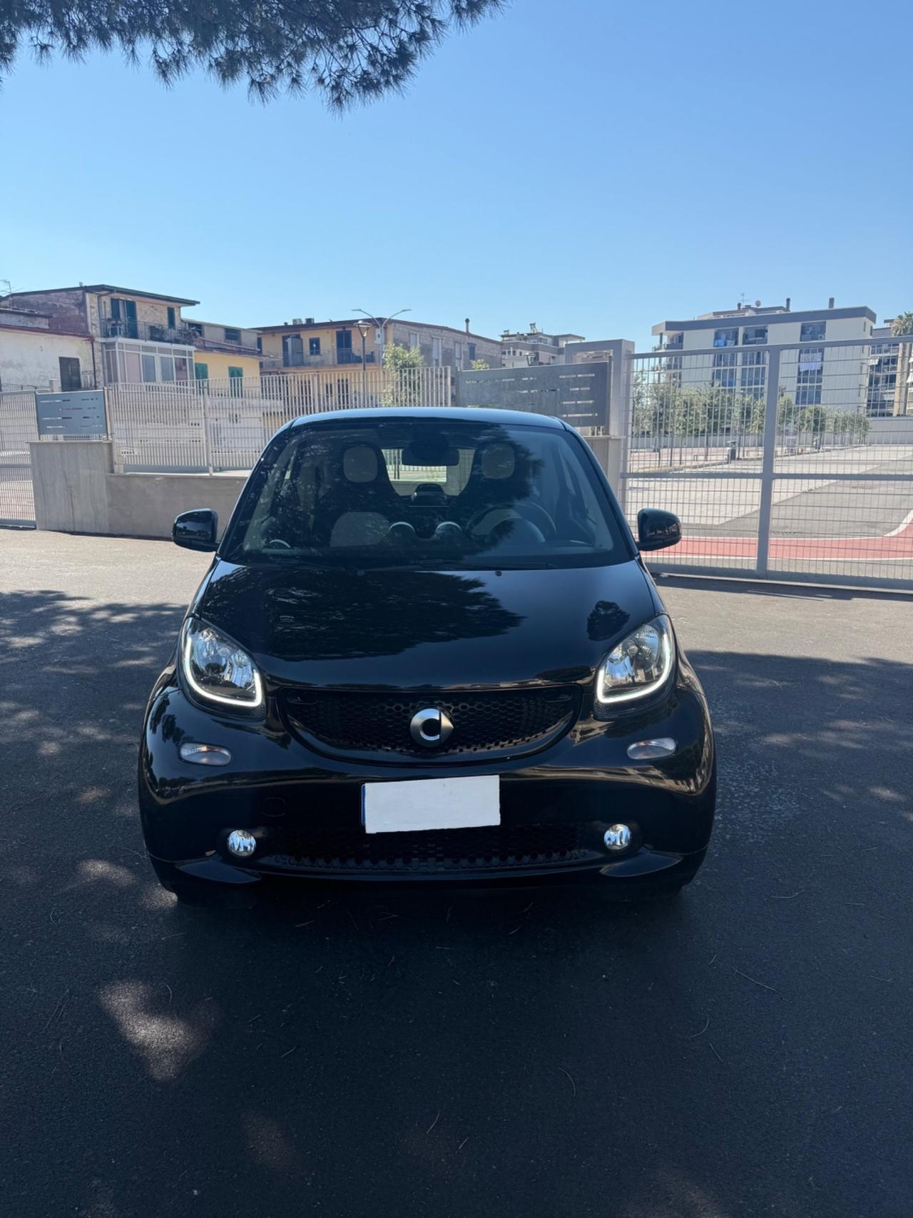 Smart ForTwo 70 1.0 Prime fari zero sinistri unico proprietario