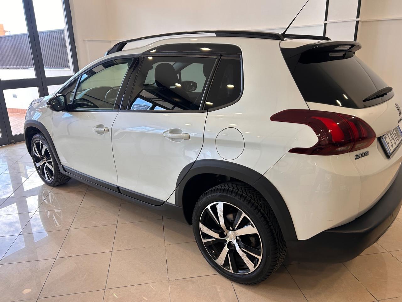 Peugeot 2008 BlueHDi 100 GT Line