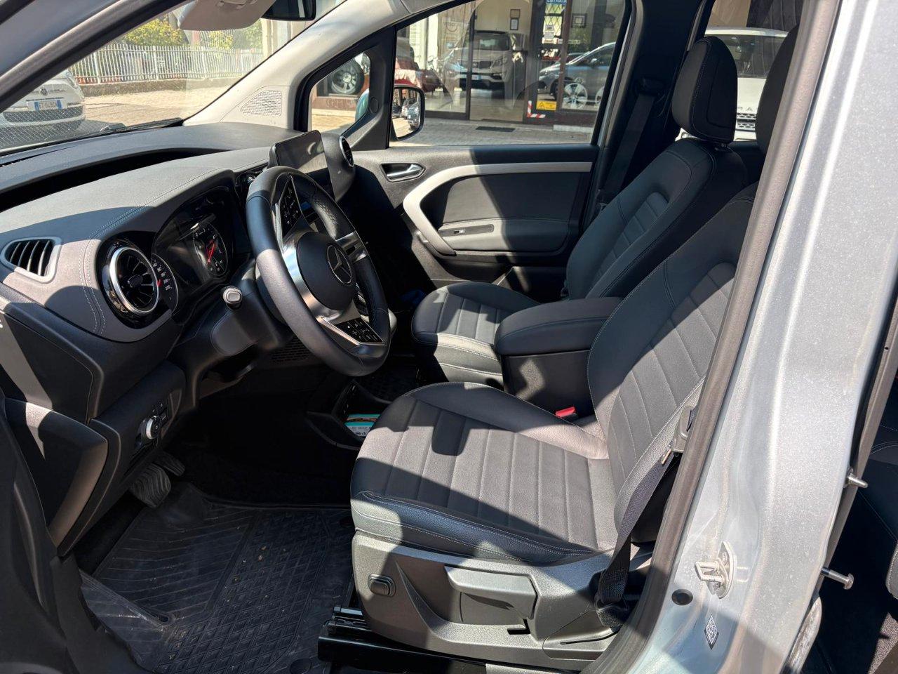 Mercedes T 180 D Progressive 7G-DCT Long GANCIO OK NEOPATENTATO
