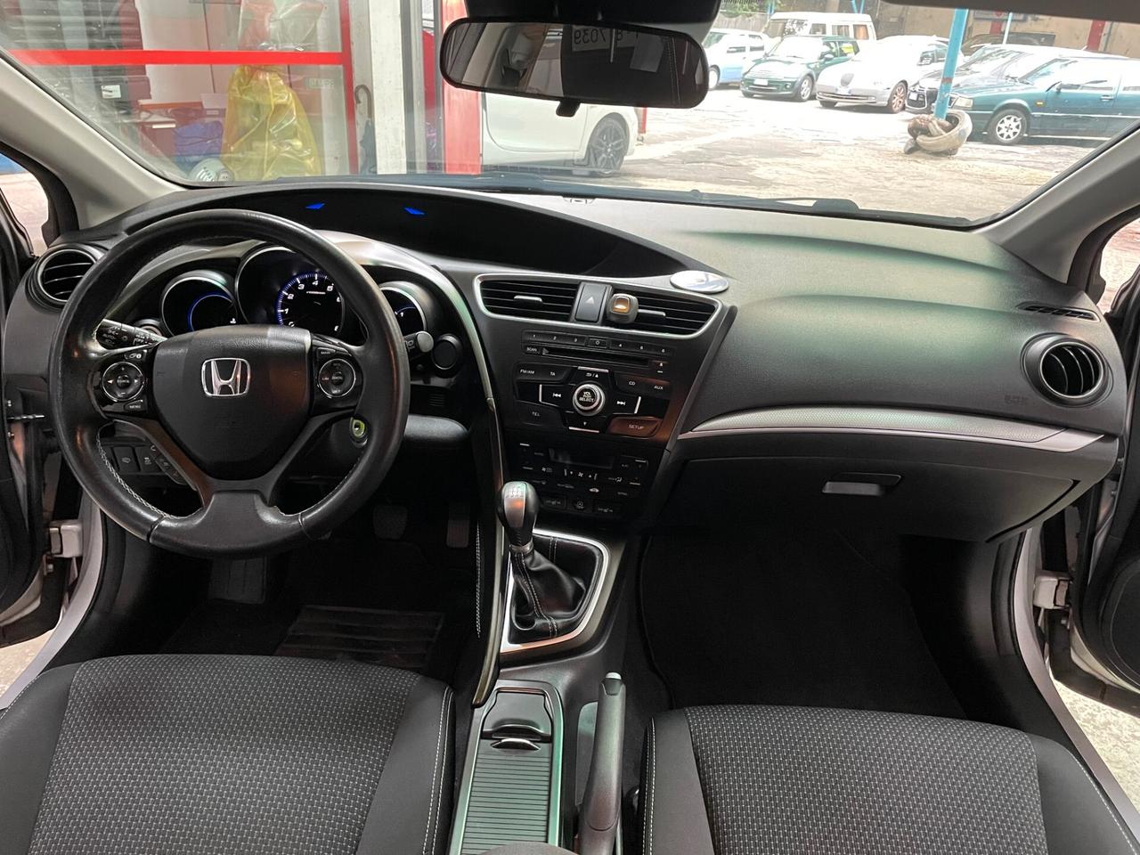 Honda Civic 1.4 i-VTEC Elegance Navi 89.000KM!!!