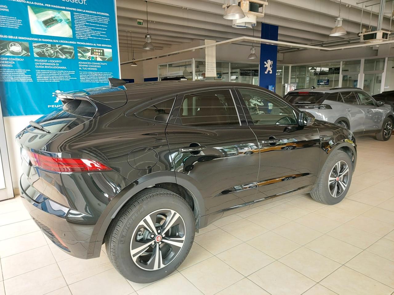 Jaguar E-Pace 2.0D I4 204 CV AWD Auto R-Dynamic S