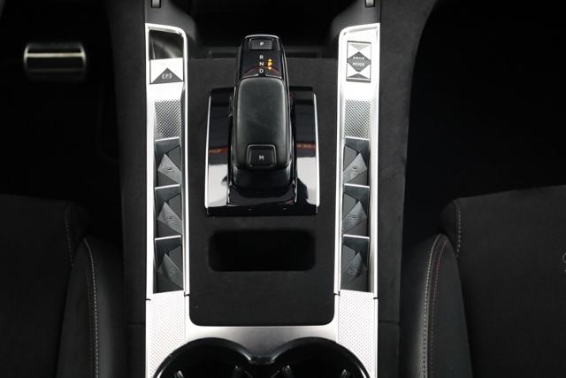 DS AUTOMOBILES DS 7 BlueHDi 130 aut. Performance Line