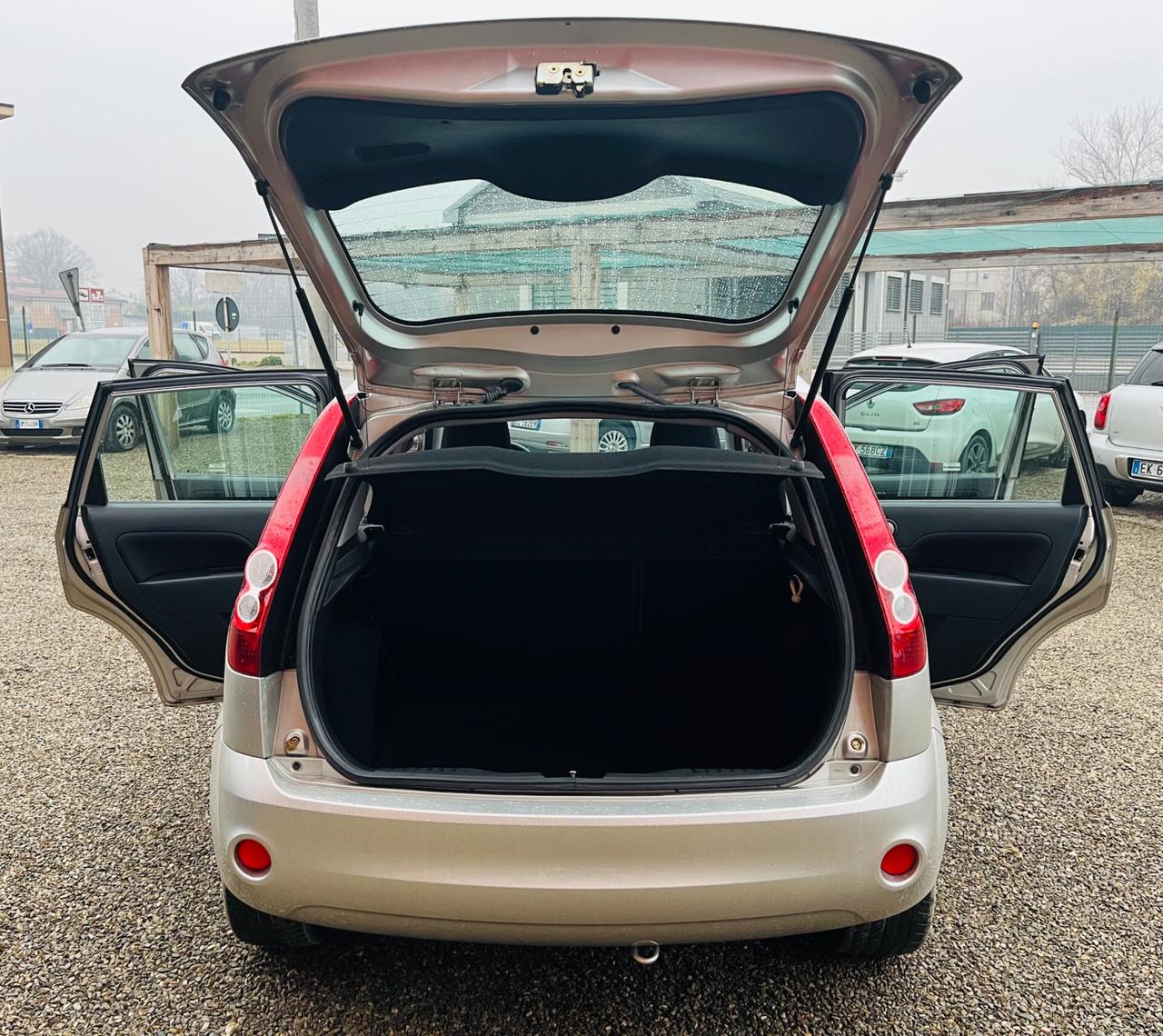 Ford Fiesta con 26.157km. NUOVA!