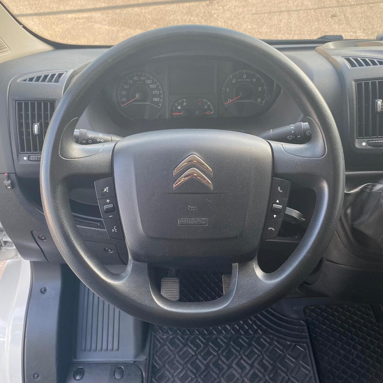 Citroen Jumper 33 L1H2 2.0 BlueHDi 130 KM 0