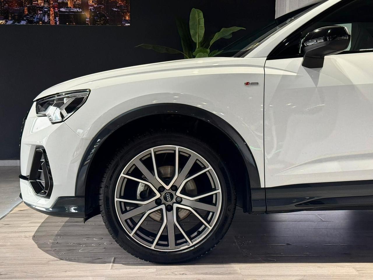 Audi Q3 SPB 35 TDI S tronic S- Line Edition