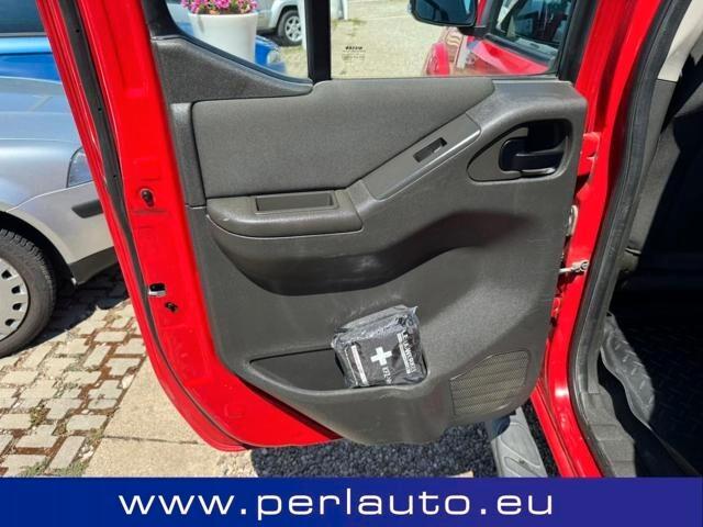 Nissan Navara 2.5 dCi 4 porte Double Cab