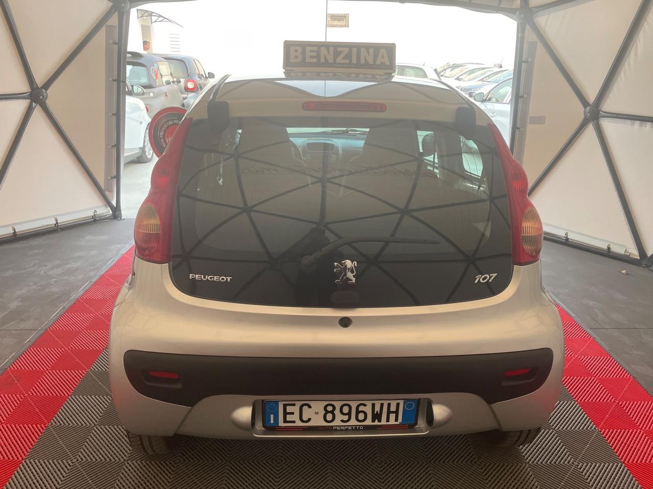 Peugeot 107 1.0 68CV 5p. Desir