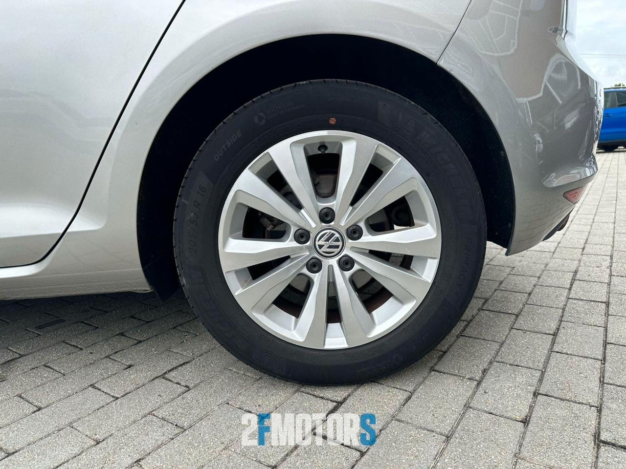 Volkswagen Golf 1.6 TDI DPF 5p. Highline