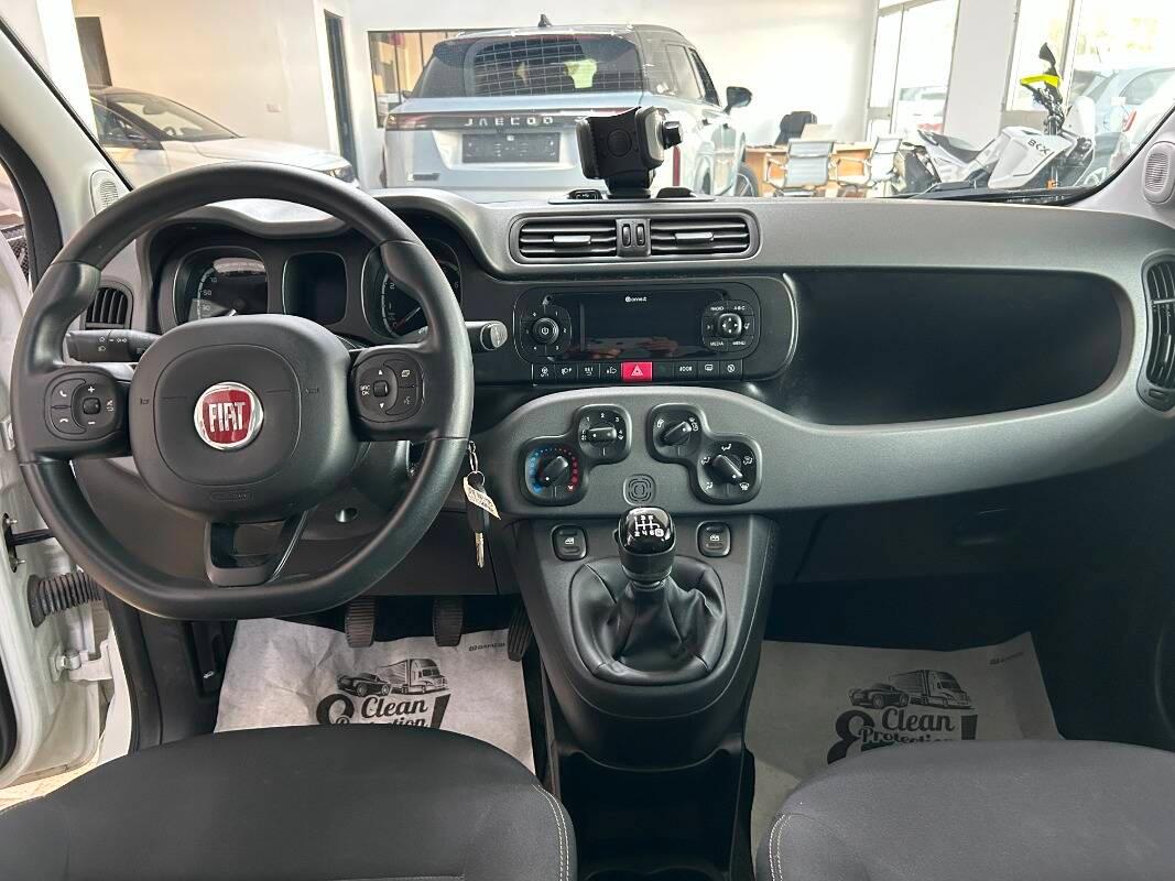 Fiat Panda 1.0 hybrid City Cross s&s 70cv