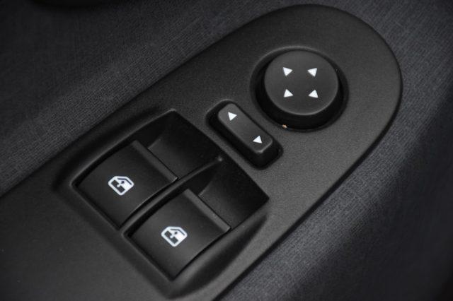 LANCIA Ypsilon 1.0 FireFly 5 porte S&S Hybrid Silver **5 POSTI**